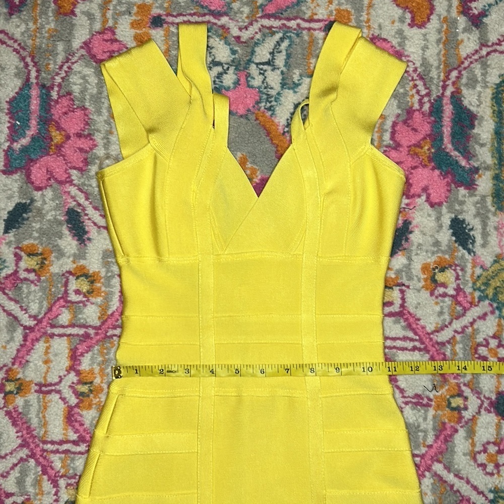 House Of CB London Neon Yellow Bodycon Bandage Cocktail Dress Size XS - Picture 11 of 13